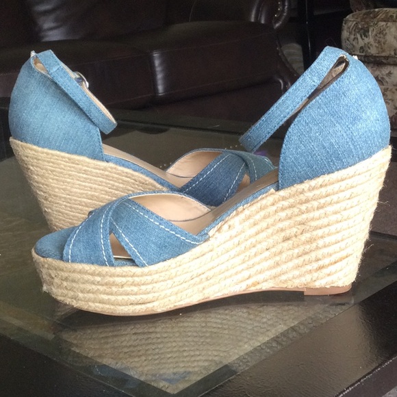 Arizona Jean Co. Denim Wedged Sandals - Picture 4 of 4